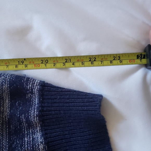 Poof navy blue with white embellishing sweater - Picture 7 of 8